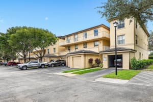 2100 Greenview Shores Boulevard 523, Wellington, FL 33414 - MLS#R11137924