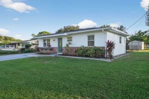 126 SW Lakehurst Drive, Port Saint Lucie, FL 34983 Sold 01/16/26