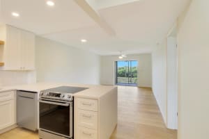 2770 Garden Drive, Lake Worth, FL 33461 - MLS#R11138035