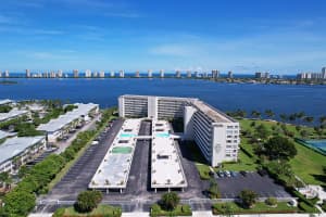 801 Lake Shore Drive 102, Lake Park, Fl 33403, Lake Park