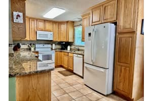 3548 16th Street, Okeechobee, FL 34974 - MLS#R11138167