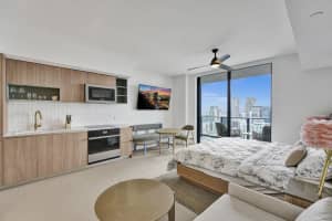159 6th Street, Miami, FL 33132 - MLS#R11138208