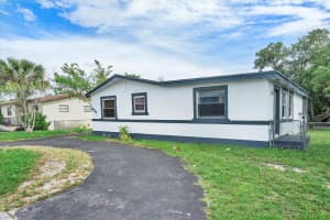 2300 NW 31st Avenue, Fort Lauderdale, FL 33311 - MLS#R11138224