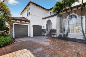 8697 Cobblestone Point Circle, Boynton Beach, FL 33472 - MLS#R11138233