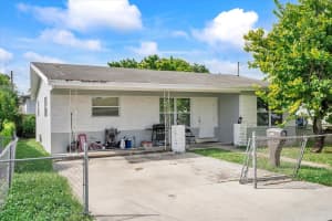 811 NW 5th Avenue, Hallandale Beach, FL 33009 - MLS#R11138242