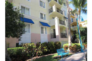 250 NE 3rd Avenue 1-213, Delray Beach, FL 33444 - MLS#R11138317