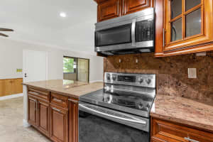 111 Lake Avenue 8, Lake Worth Beach, FL 33460 - MLS#R11138358