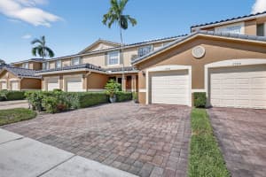 2990 SE Lexington Lakes Drive, Stuart, FL 34994 - MLS#R11138367