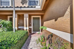 2990 SE Lexington Lakes Drive, Stuart, FL 34994 - MLS#R11138367