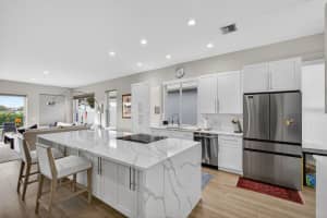 945 Bear Island Circle, West Palm Beach, FL 33409 - MLS#R11138409