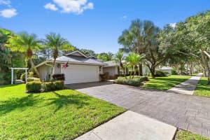 7990 SE Mammoth Drive, Hobe Sound, FL 33455 - MLS#R11138416