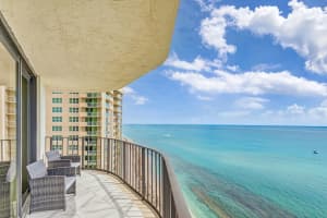 5420 N Ocean Drive 1401, Singer Island, FL 33404 - MLS#R11138463