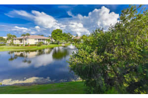 1531 SE Royal Green Circle 202, Port Saint Lucie, FL 34952 - MLS#R11138518