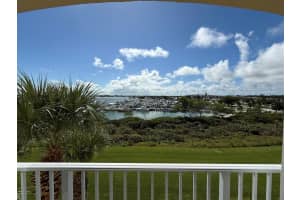 33 Harobur Isle Drive, Fort Pierce, FL 34949 - MLS#R11138520