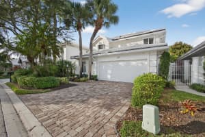 221 Canterbury Drive, Palm Beach Gardens, FL 33418 - MLS#R11138529
