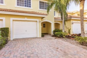 853 Imperial Lake Road, West Palm Beach, FL 33413 - MLS#R11138569