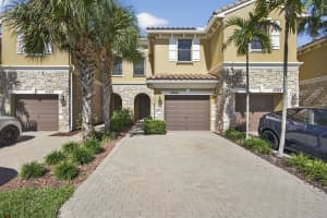 10348 Wellington Parc Drive, Wellington, FL 33449 - MLS#R11138575