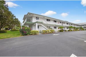 4 Westwood Avenue 101h, Tequesta, FL 33469 Sold 12/15/25