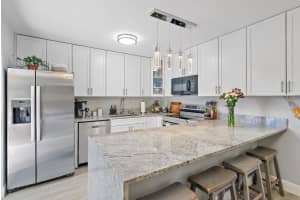 226 Lake Arbor Drive, Palm Springs, FL 33461 - MLS#R11138595