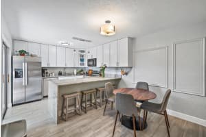 226 Lake Arbor Drive, Palm Springs, FL 33461 - MLS#R11138595