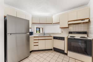 22 Via De Casas Sur 102, Boynton Beach, FL 33426 Sold 12/29/25