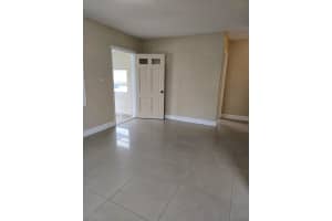 547 W 4th Street, Riviera Beach, FL 33404 - MLS#R11138643