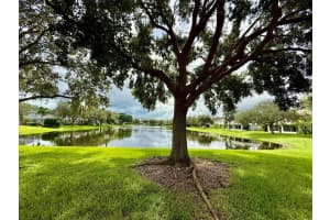 2538 12th Square, Vero Beach, FL 32968 - MLS#R11138649