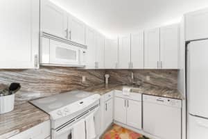 2669 S Garden Drive 403, Lake Worth, FL 33461 - MLS#R11138652