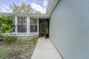 1437 SE Rivergreen Circle, Port Saint Lucie, FL 34952 - MLS#R11138666