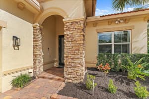 8337 SW Marin Drive, Stuart, FL 34997 Sold 12/19/25