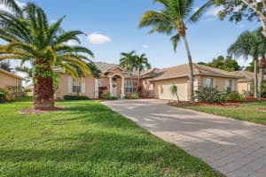 424 Dover Court, Port Saint Lucie, FL 34983 - MLS#R11138681