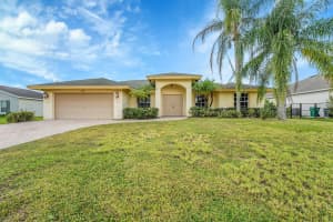 662 SW Jacoby Avenue, Port Saint Lucie, FL 34953 Sold 04/15/26