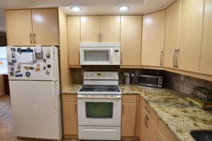 3020 Hythe B 3020b, Boca Raton, FL 33434 - MLS#R11138783