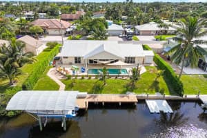 8295 SE Palm Street, Hobe Sound, FL 33455 - MLS#R11138799