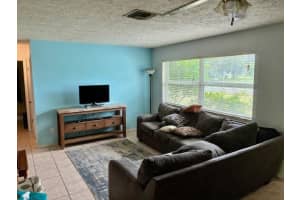 2351 SW Chestnut Lane, Port Saint Lucie, FL 34953 - MLS#R11138814