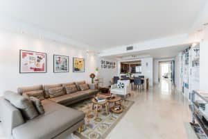 1331 Brickell Bay Drive 2805, Miami, FL 33131 - MLS#R11138825