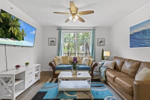 630 S Sapodilla Avenue 202, West Palm Beach, FL 33401 - MLS#R11138836