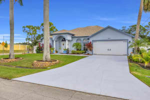 1601 SW Ivy Street, Port Saint Lucie, FL 34987 - MLS#R11138840