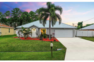 1682 SW Lofgren Avenue, Port Saint Lucie, FL 34953 - MLS#R11138846