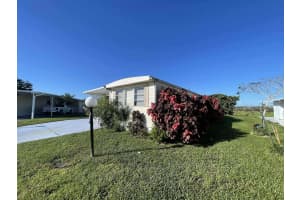1601 Us Highway 441 61, Okeechobee, FL 34974 - MLS#R11138882