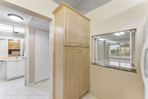 9440 SW 8th Street 318, Boca Raton, FL 33428 - MLS#R11138888