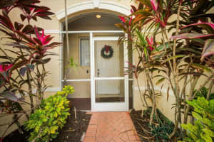 6145 Seminole Gardens Circle, Riviera Beach, FL 33418 - MLS#R11138898