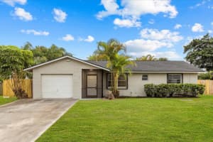 118 SW Lancaster Avenue, Port Saint Lucie, FL 34984 - MLS#R11138901