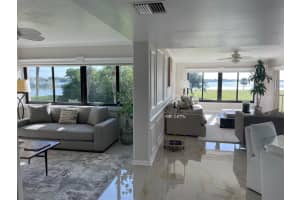 1660 Twelve Oaks Way, North Palm Beach, FL 33408 - MLS#R11138913