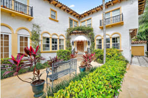 325 Seaspray Avenue, Palm Beach, FL 33480 - MLS#R11138919