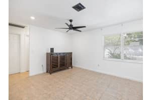 1435 17th Court SW, Vero Beach, FL 32962 Sold 12/16/25