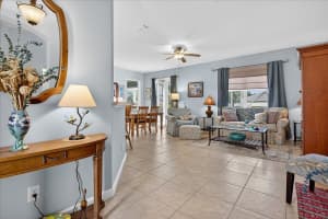 5200 E 1st Square SW, Vero Beach, FL 32968 - MLS#R11139002