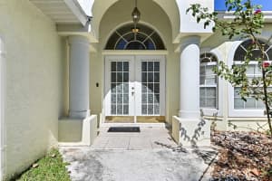 681 SW Saragossa Avenue, Port Saint Lucie, FL 34953 - MLS#R11139008