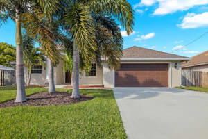 5957 Brenda Circle, Port Saint Lucie, FL 34986 - MLS#R11139024