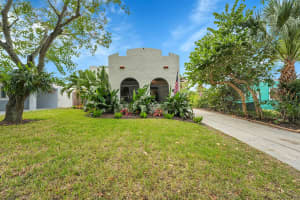 5211 Garden Avenue, West Palm Beach, FL 33405 - MLS#R11139033